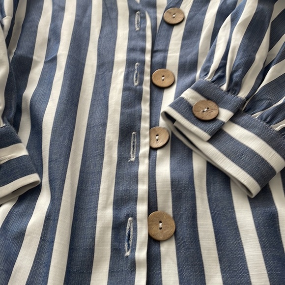 OLM blouse - Picture 2 of 4